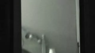 Os checos mijam-se caseiro porn uns aos outros.