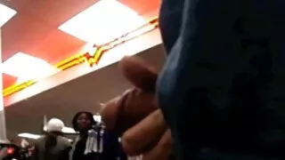 Latina trai o marido com vídeos pornô caseiros brasileiros um amigo.