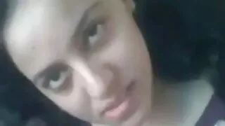 Provocar o cavalo no vídeo pornô caseiro brasileiro jardim.
