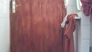 Ficar gozada na cara depois assistir vídeo de pornô caseiro de chupar pau.