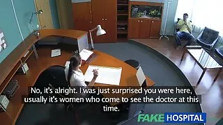 K QuinnLer Quinn video pprno caseiro sofreu um alongamento Anal.