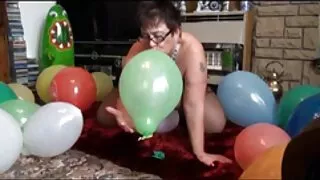 AgathaHarris e seus primeiros passos na pornografia. videos caseiros brasileirinhas