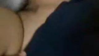 Y Amileth Ramirez videos caseiros de novinhas tem o modelo mais recente do iPhone e o pau do irmão na vagina.