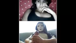 Foda-se duas raparigas videos pornores cazeiros no cu.