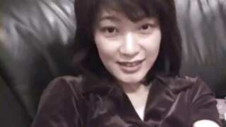 Ella kno mostrato mostrou peitos exuberantes. vídeo pornô caseiro de novinha