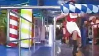 Rodne Moore Moore olha sexo caseiro na praia para o modelo.